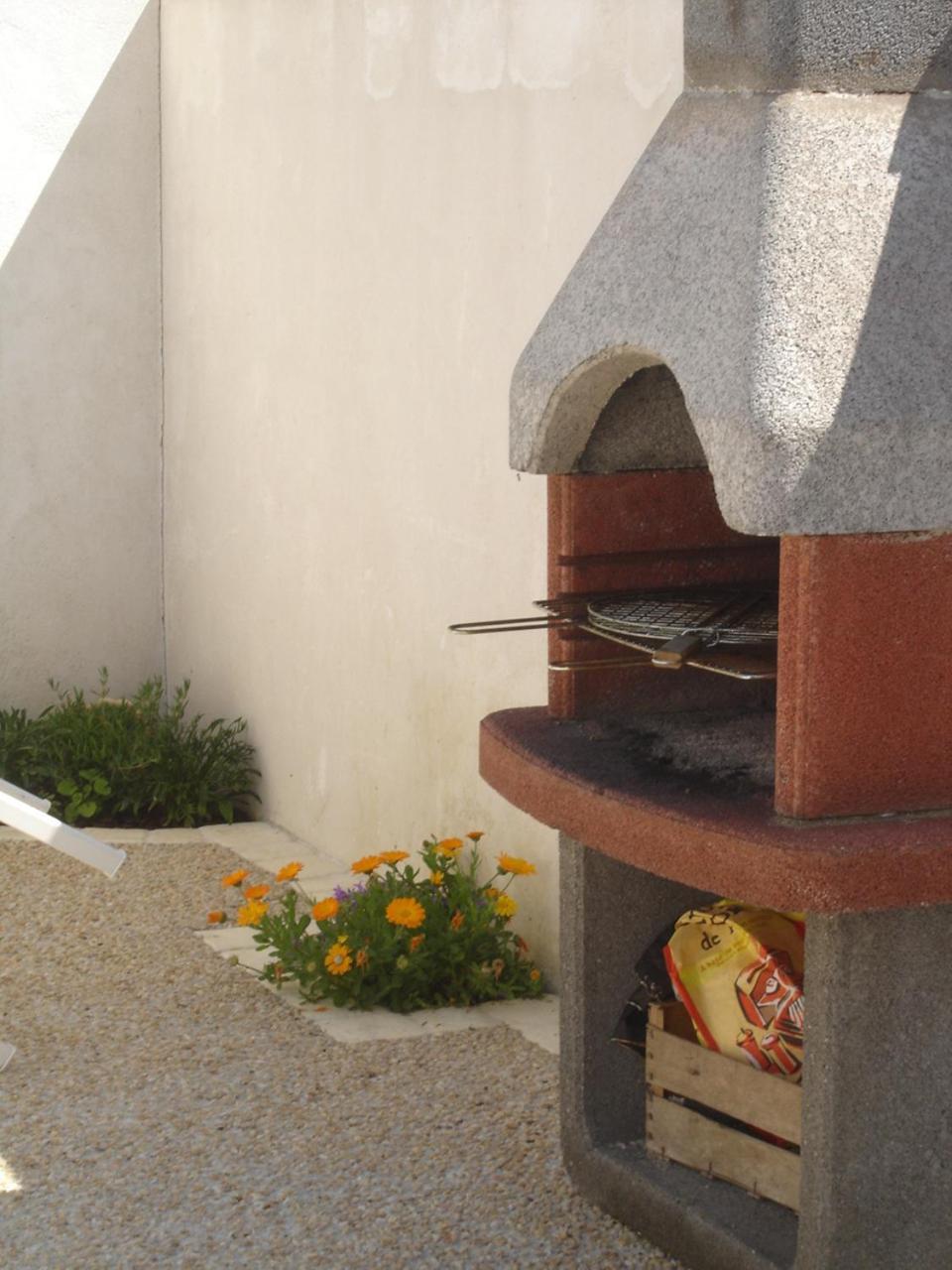 La Petite Maison Sur L'Ile De Re La Flotte Bagian luar foto