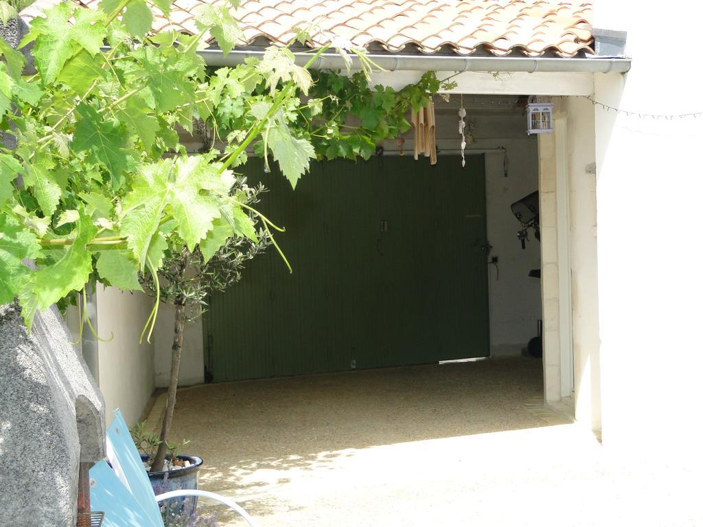 La Petite Maison Sur L'Ile De Re La Flotte Bagian luar foto